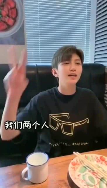 娱乐吃瓜酱生活虽苦