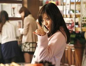 娱乐吃瓜酱刚毕业的大学生,娱乐吃瓜酱的毕业大学生活记